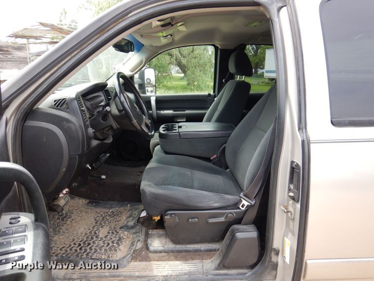 image for item KR9337 2008 Chevrolet Silverado 1500  Ext. Cab pickup truck