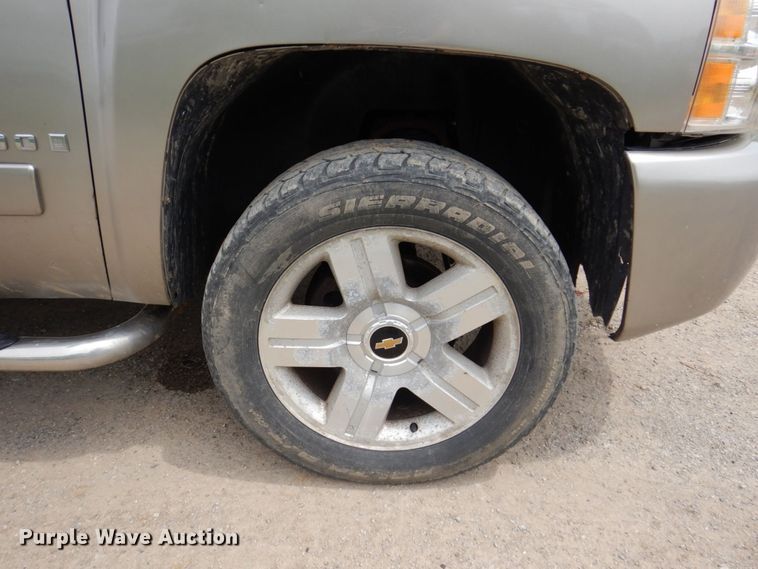 image for item KR9337 2008 Chevrolet Silverado 1500  Ext. Cab pickup truck