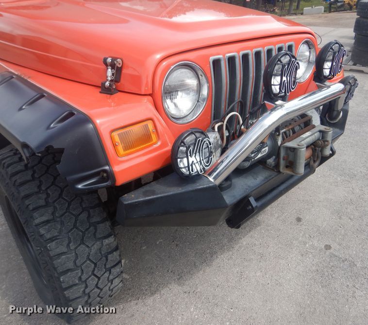 image for item KS9934 2002 Jeep Wrangler Sport  SUV