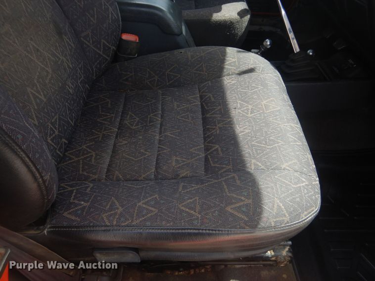 image for item KS9934 2002 Jeep Wrangler Sport  SUV