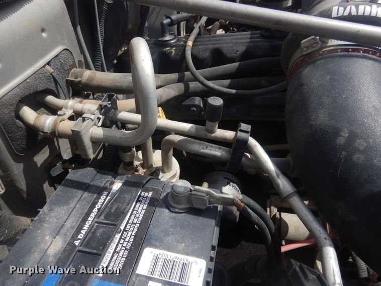 image for item KS9934 2002 Jeep Wrangler Sport  SUV