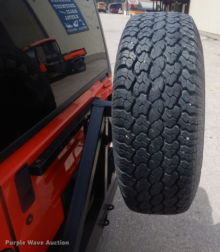 image for item KS9934 2002 Jeep Wrangler Sport  SUV