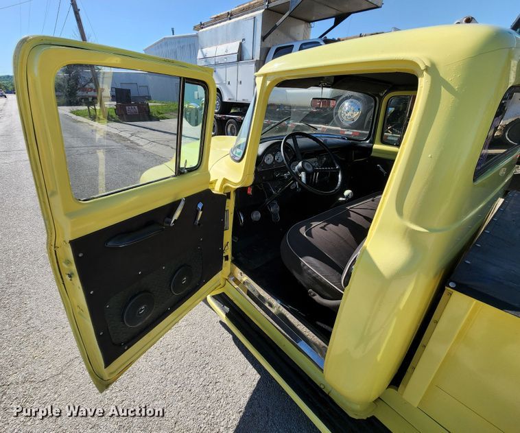 image for item KT9871 1956 Ford F100  pickup truck