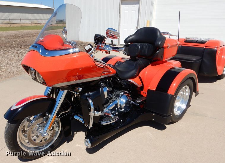 image for item LS9210 2009 Harley Davidson CVO Screamin' Eagle Road Glide  trike