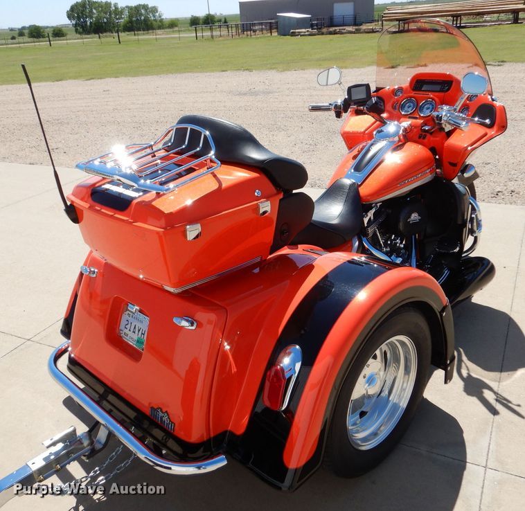 image for item LS9210 2009 Harley Davidson CVO Screamin' Eagle Road Glide  trike