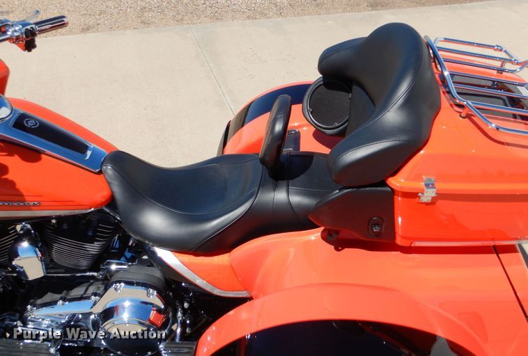 image for item LS9210 2009 Harley Davidson CVO Screamin' Eagle Road Glide  trike