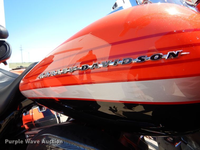 image for item LS9210 2009 Harley Davidson CVO Screamin' Eagle Road Glide  trike