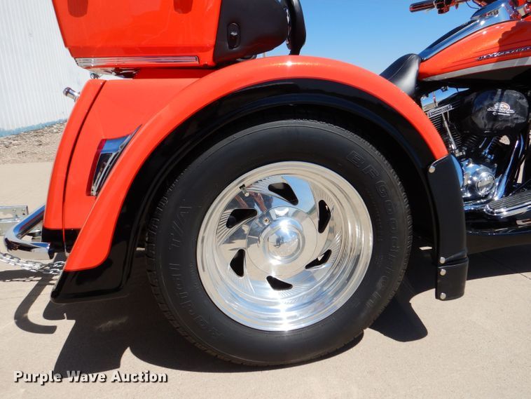 image for item LS9210 2009 Harley Davidson CVO Screamin' Eagle Road Glide  trike