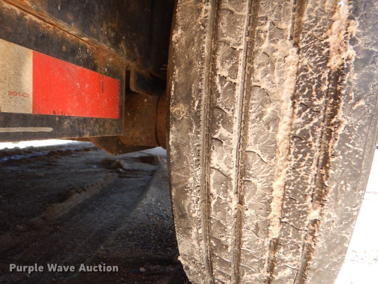 image for item LS9235 2012 Circle D 26GNMP  equipment trailer