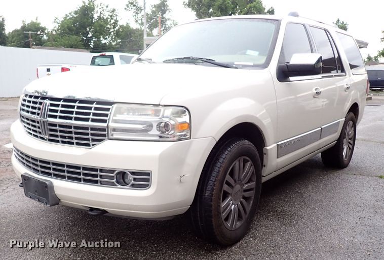 image for item LU9000 2008 Lincoln Navigator  SUV