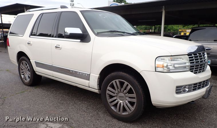 image for item LU9000 2008 Lincoln Navigator  SUV