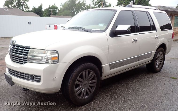 image for item LU9000 2008 Lincoln Navigator  SUV