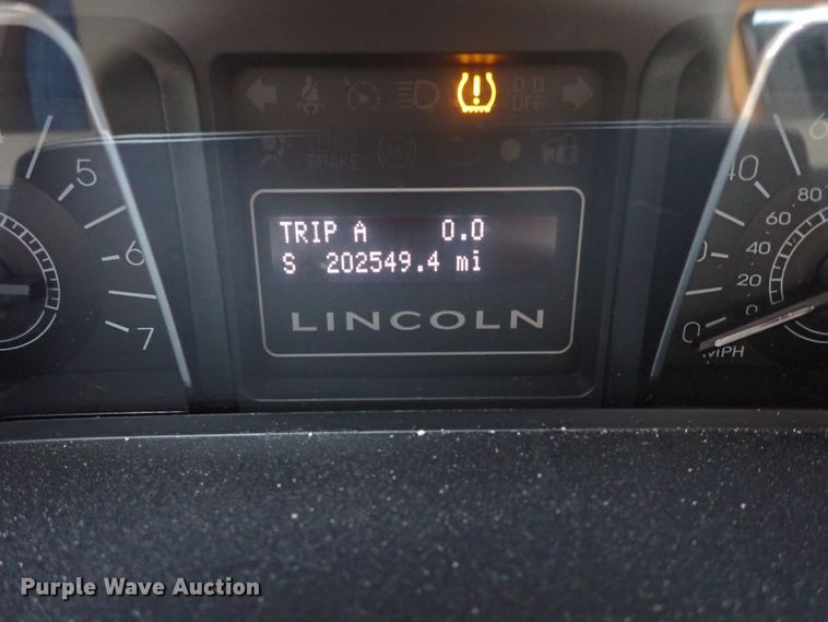 image for item LU9000 2008 Lincoln Navigator  SUV