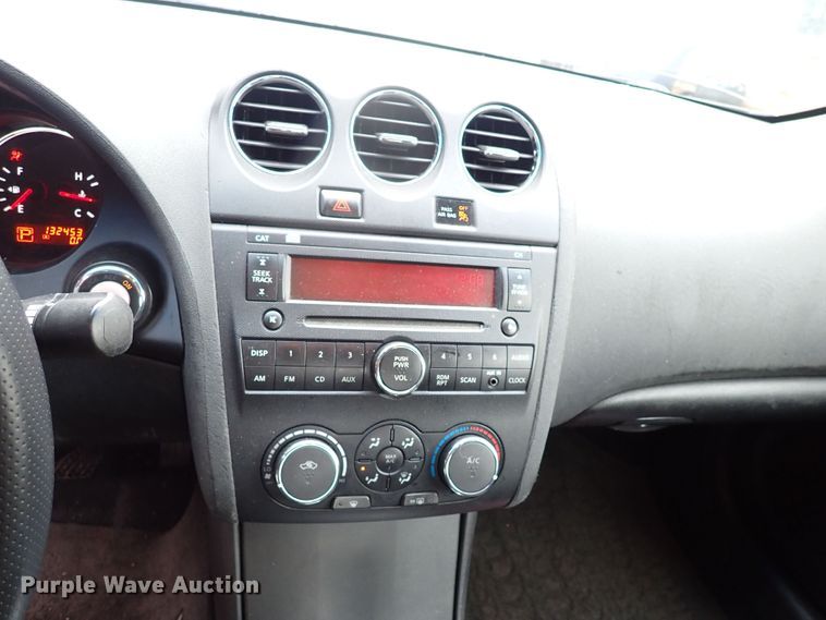 image for item LU9001 2010 Nissan Altima