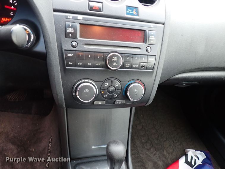 image for item LU9001 2010 Nissan Altima