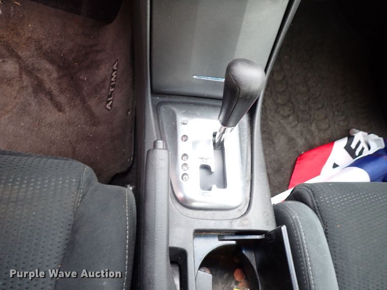 image for item LU9001 2010 Nissan Altima