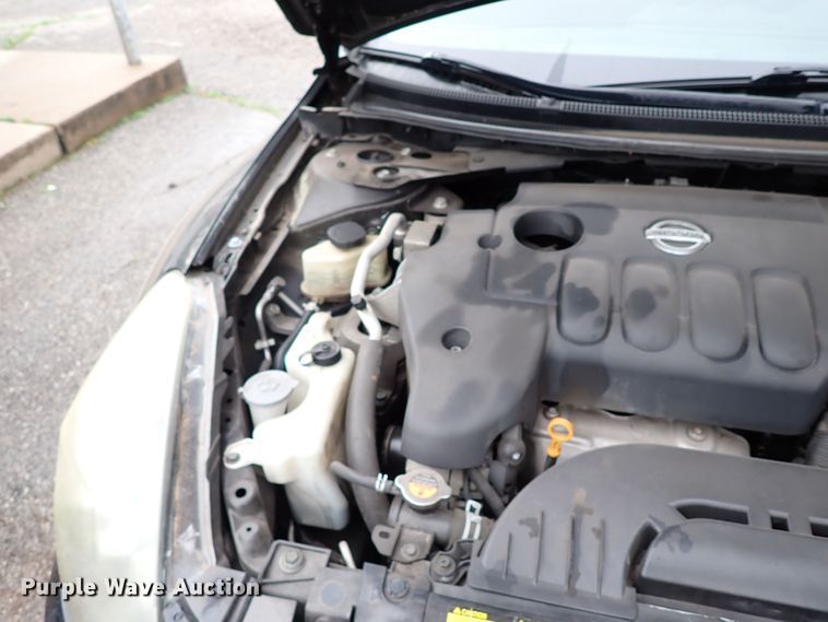 image for item LU9001 2010 Nissan Altima