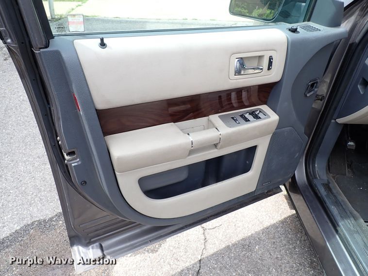 image for item LU9004 2009 Ford Flex  SUV