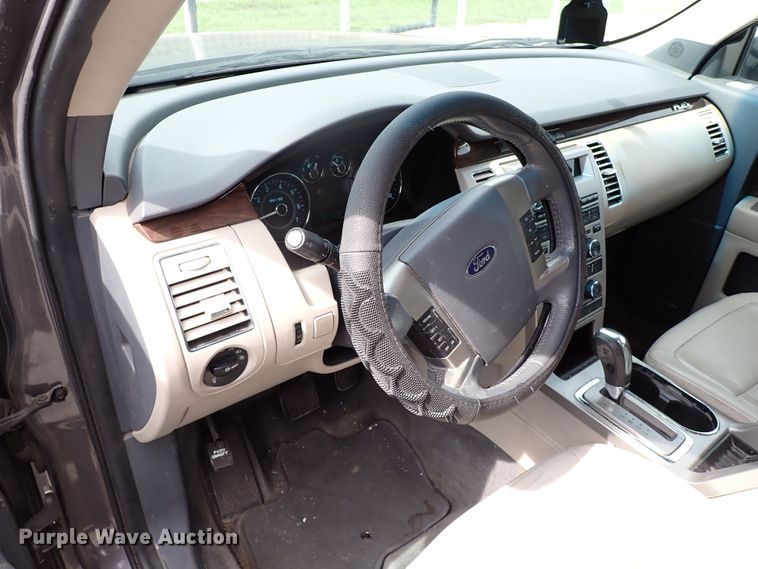 image for item LU9004 2009 Ford Flex  SUV