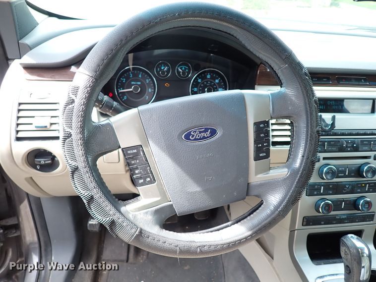 image for item LU9004 2009 Ford Flex  SUV