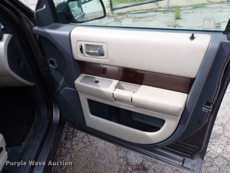 image for item LU9004 2009 Ford Flex  SUV