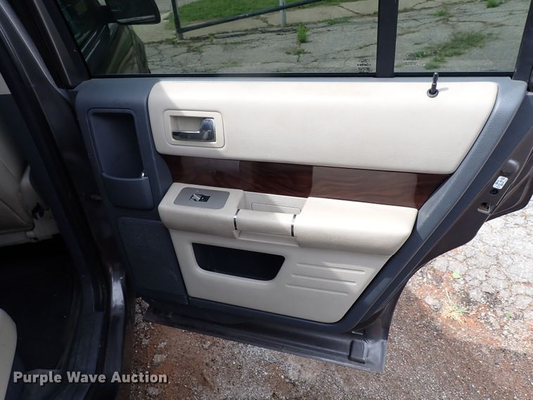 image for item LU9004 2009 Ford Flex  SUV