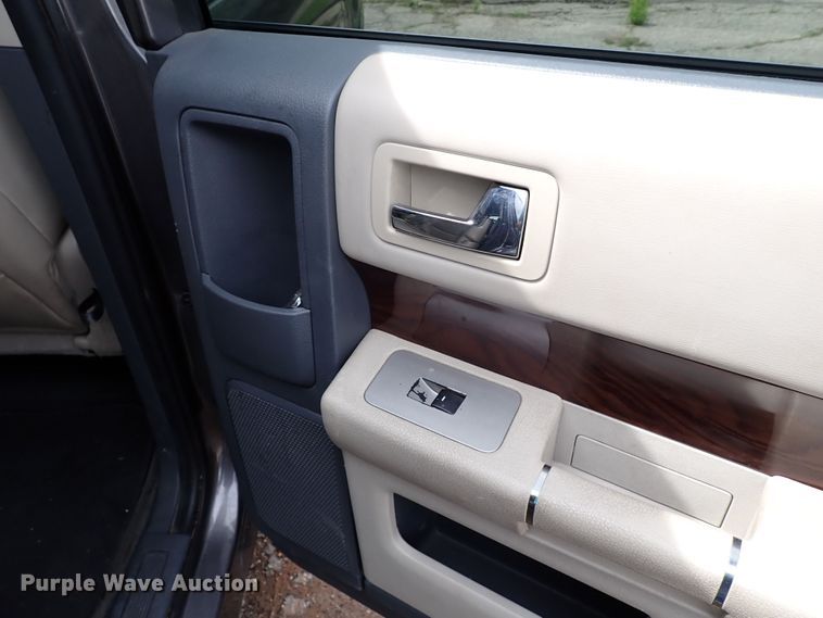 image for item LU9004 2009 Ford Flex  SUV