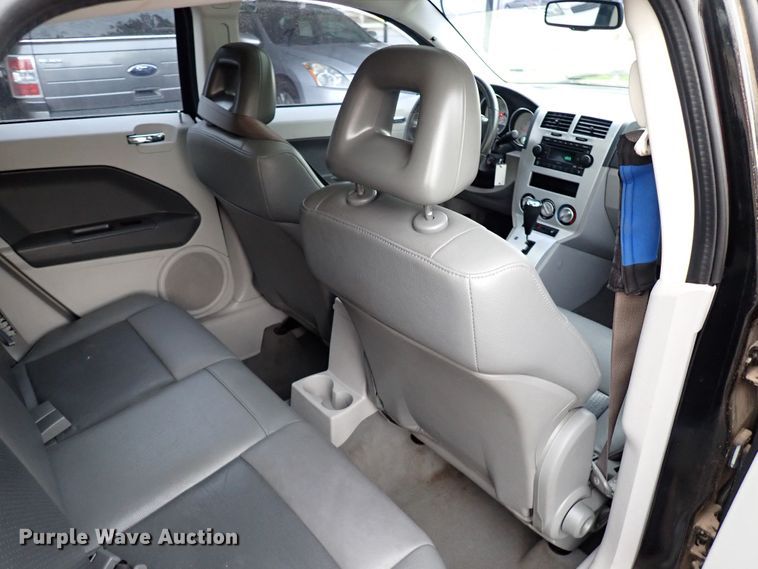 image for item LU9005 2007 Dodge Caliber