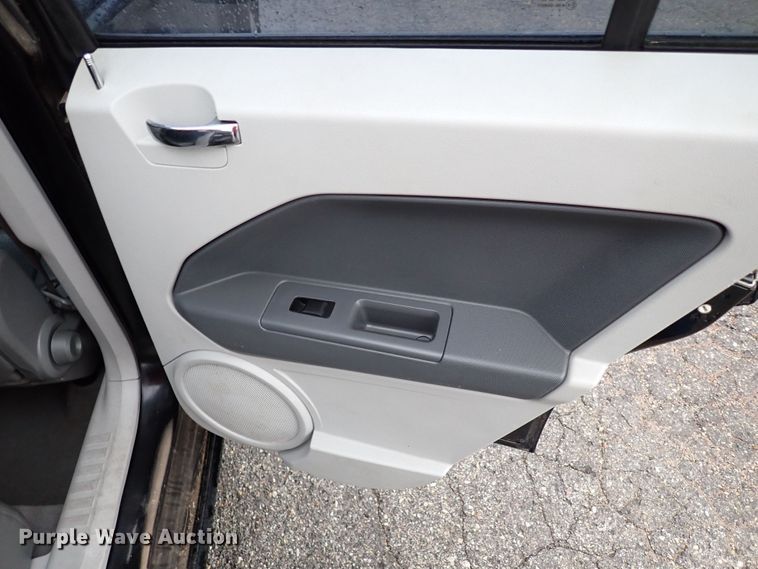 image for item LU9005 2007 Dodge Caliber