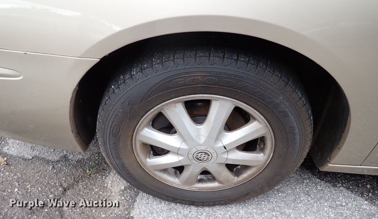 image for item LU9007 2005 Buick LaCrosse