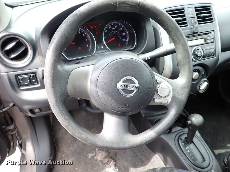 image for item LU9009 2012 Nissan Versa
