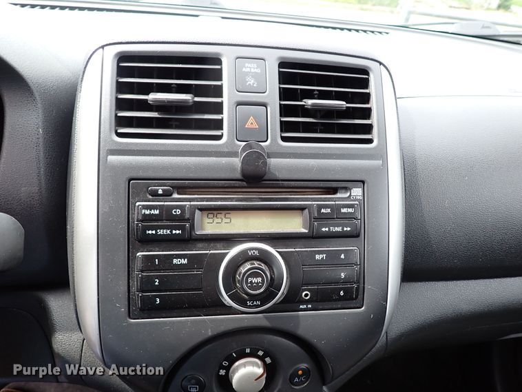 image for item LU9009 2012 Nissan Versa