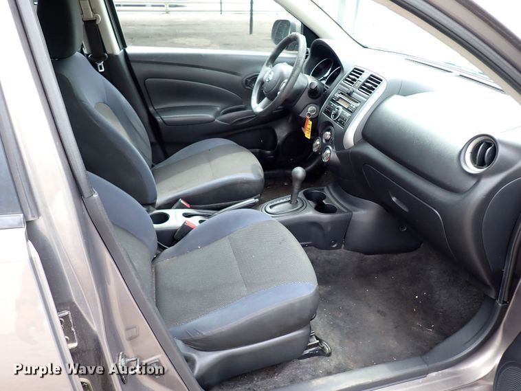 image for item LU9009 2012 Nissan Versa