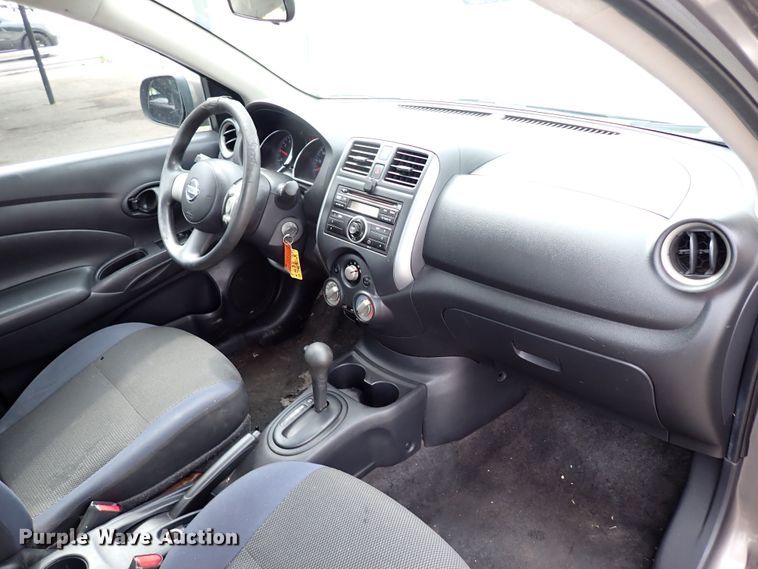 image for item LU9009 2012 Nissan Versa