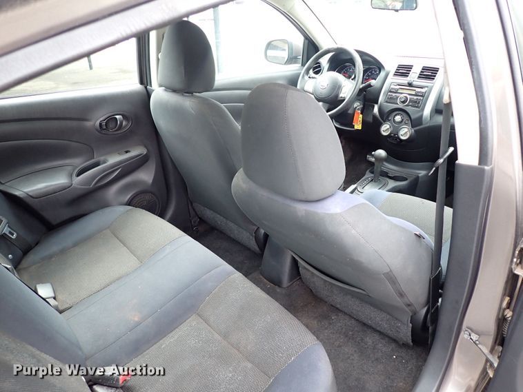 image for item LU9009 2012 Nissan Versa
