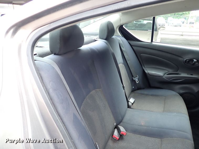 image for item LU9009 2012 Nissan Versa