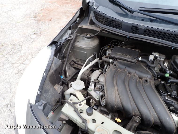 image for item LU9009 2012 Nissan Versa