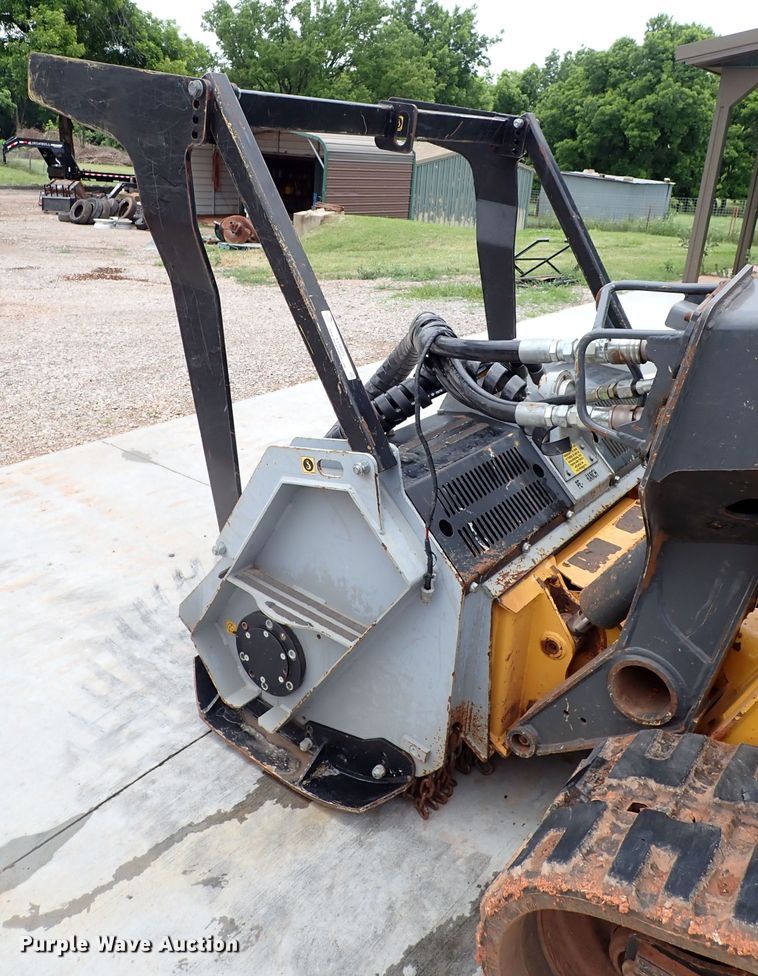 image for item LU9025 FAE UML/SSL 125  skid steer mulcher