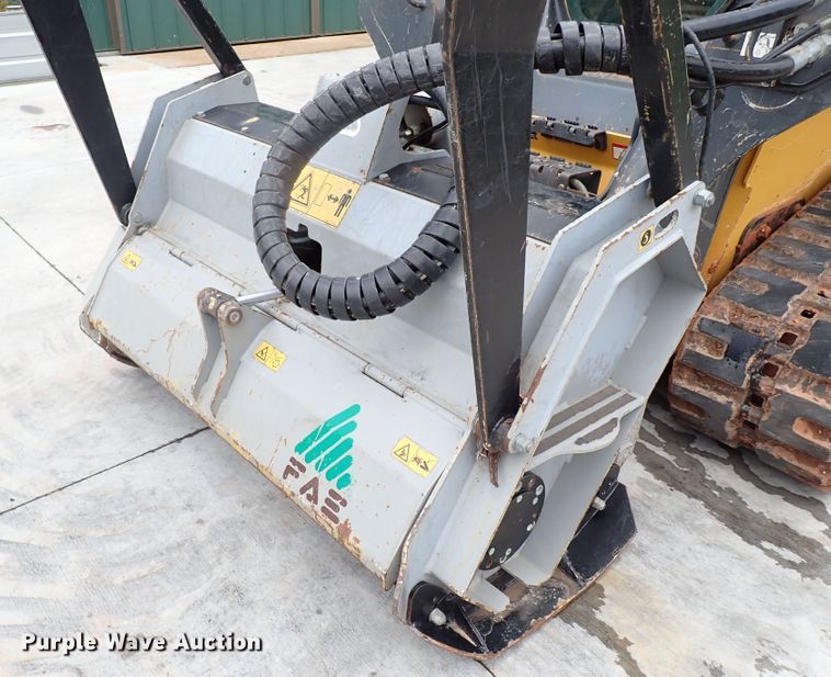 image for item LU9025 FAE UML/SSL 125  skid steer mulcher