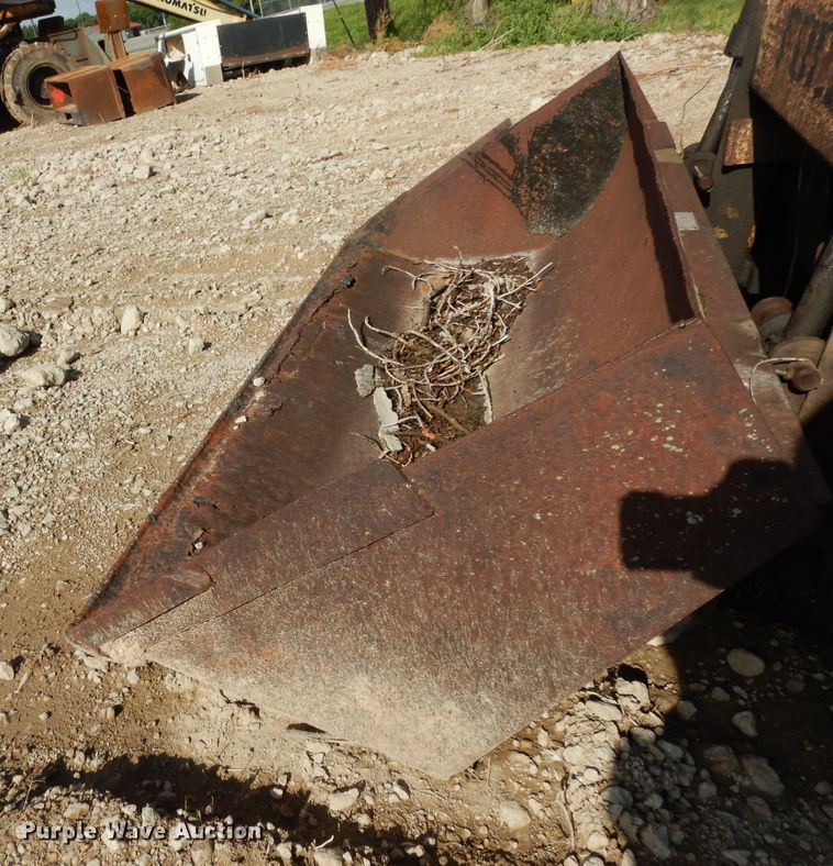 image for item MD9163 Ford  skid steer loader