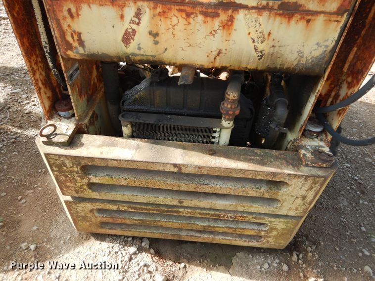 image for item MD9163 Ford  skid steer loader