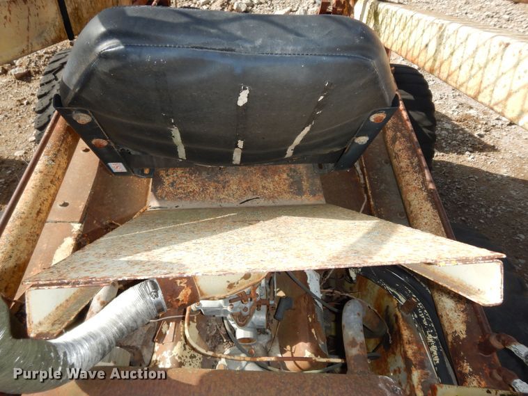 image for item MD9163 Ford  skid steer loader