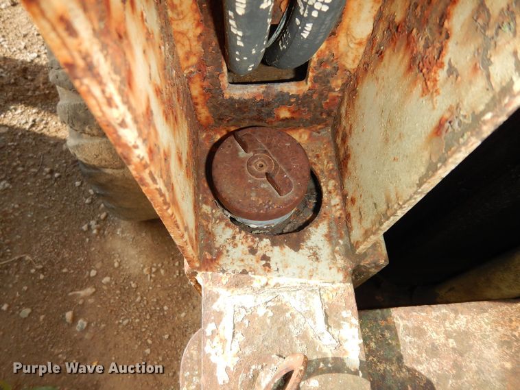 image for item MD9163 Ford  skid steer loader