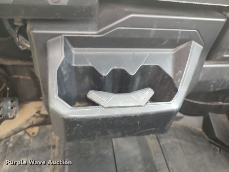 image for item MF9468 2020 Can-Am Defender  utility vehicle