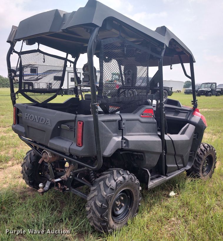 image for item MF9471 2014 Honda Pioneer 700  utility vehicle