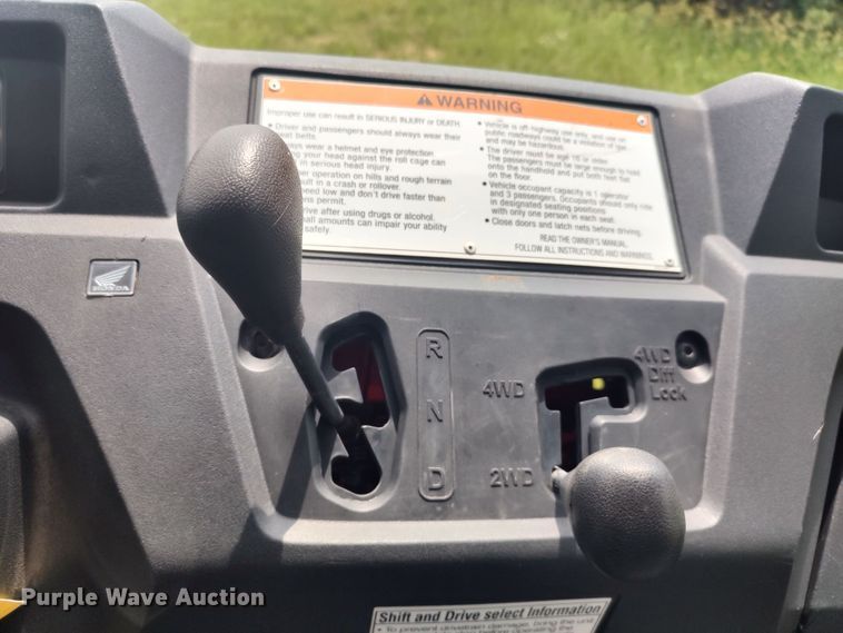 image for item MF9471 2014 Honda Pioneer 700  utility vehicle