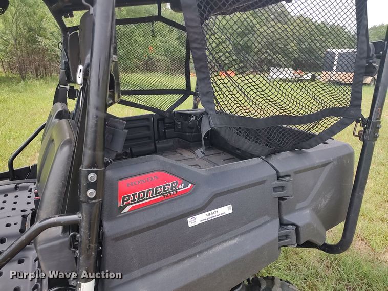 image for item MF9471 2014 Honda Pioneer 700  utility vehicle