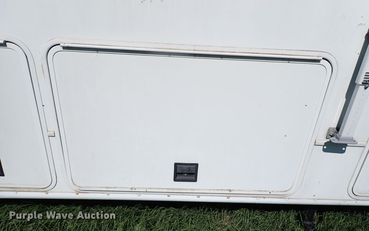 image for item MF9483 2000 Fleetwood Avion  camper