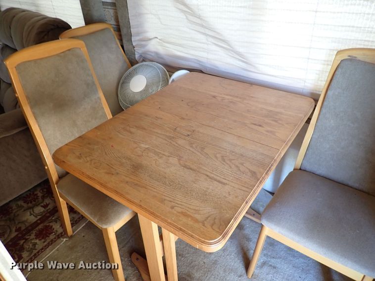 image for item MF9483 2000 Fleetwood Avion  camper