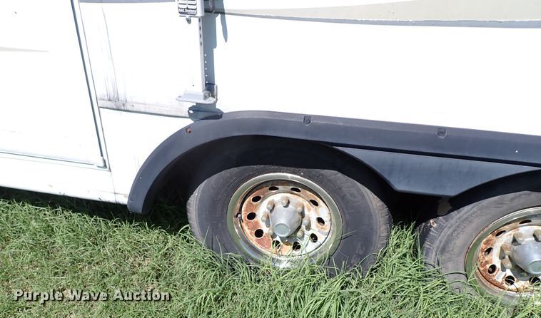 image for item MF9483 2000 Fleetwood Avion  camper